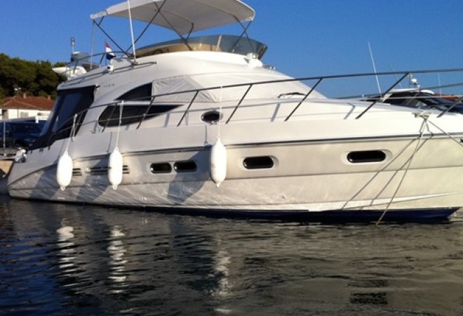 Sealine F42